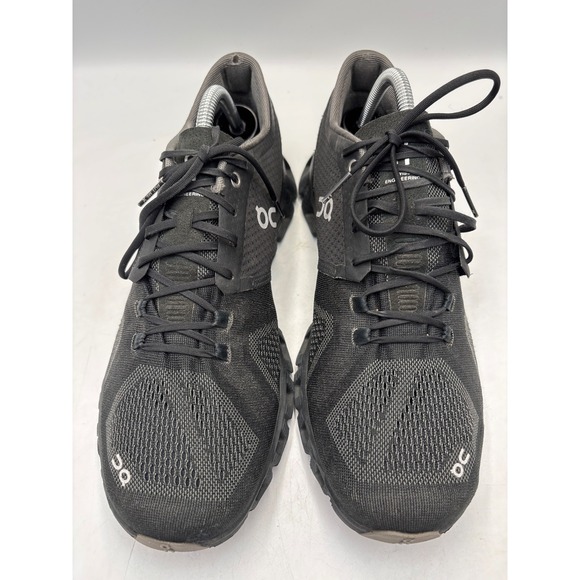 On Cloud Running Swiss Engineering Mens 10 Black Athletic Outdoor